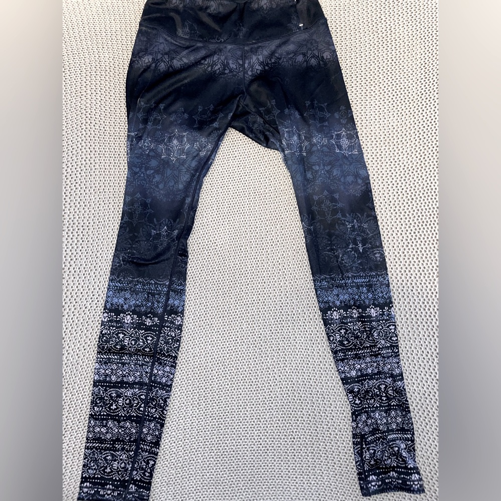 CALIA by Carrie Underwood leggings! Size: S